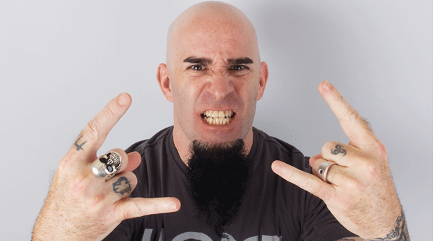 Scott Ian se transforma in zombie pentru serialul „The Walking Dead”